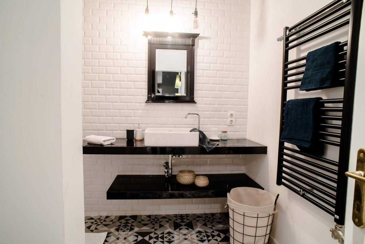 Stunning New Near Basilica Apartamento