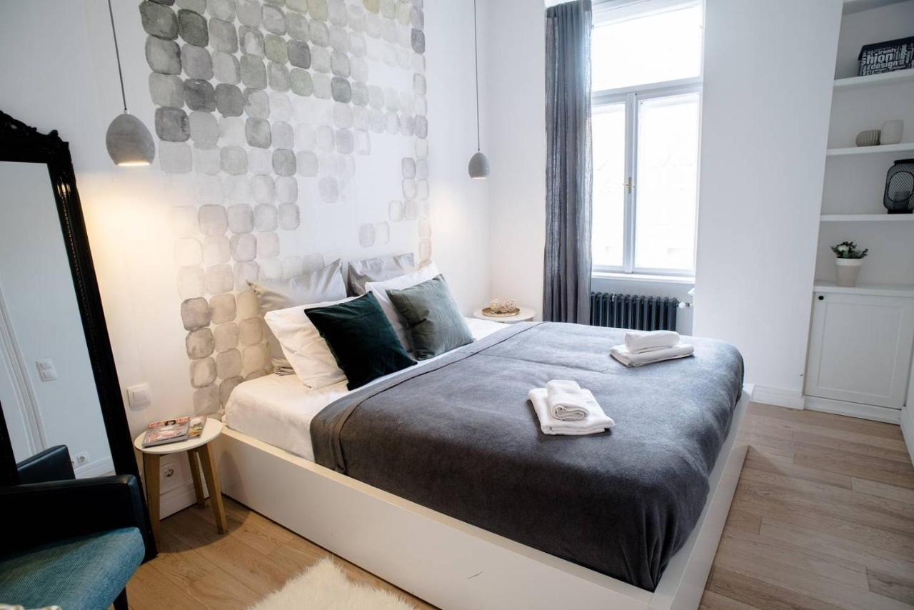 Apartamento Stunning New Near Basilica Budapeste